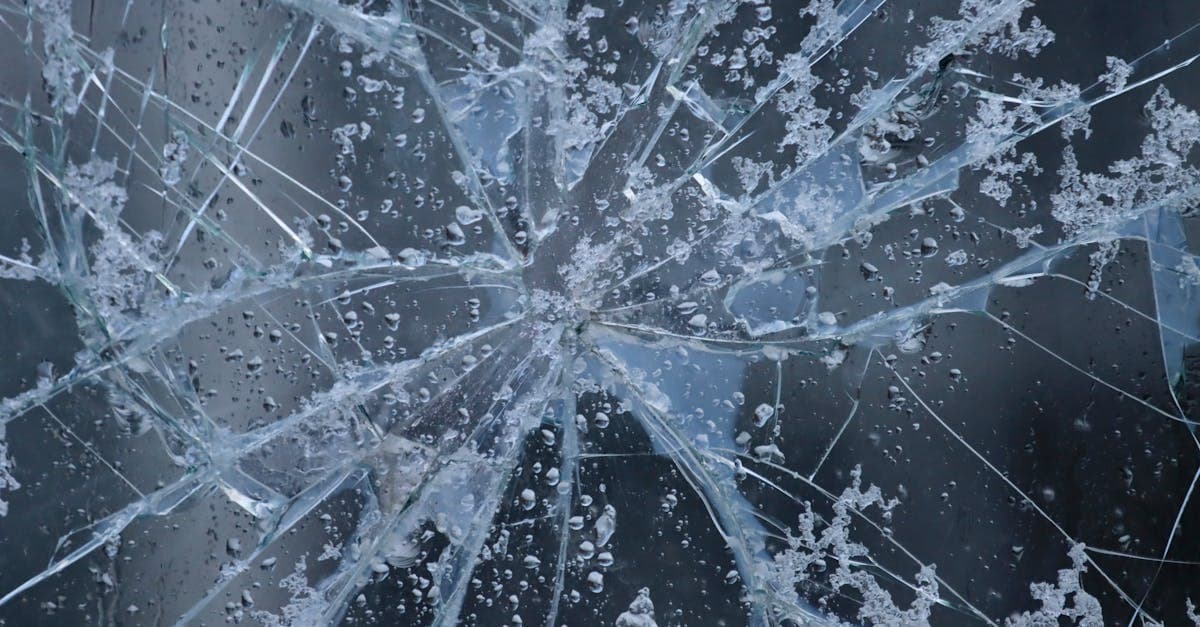 Cover Image for Comprehensive Insurance and Windshield Damage: What You Need to Know