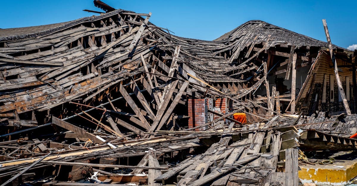 Cover Image for Hurricane Deductible Explained: Why It Costs More Than Your Standard Deductible